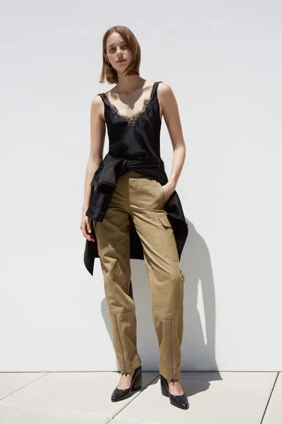 Look 16